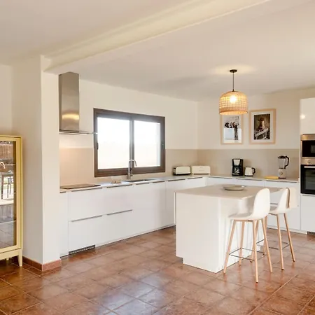 Sweet Caroline Villa